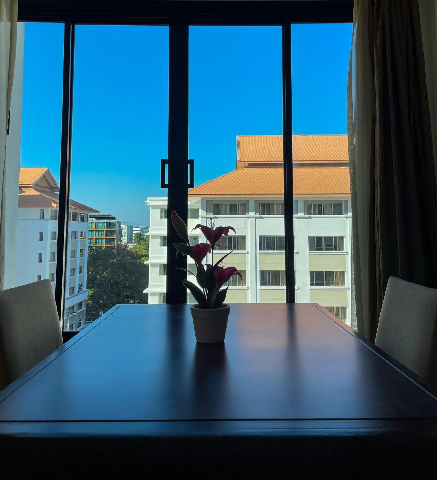 The Empire Nimman Hotel Chiang Mai Phòng bức ảnh